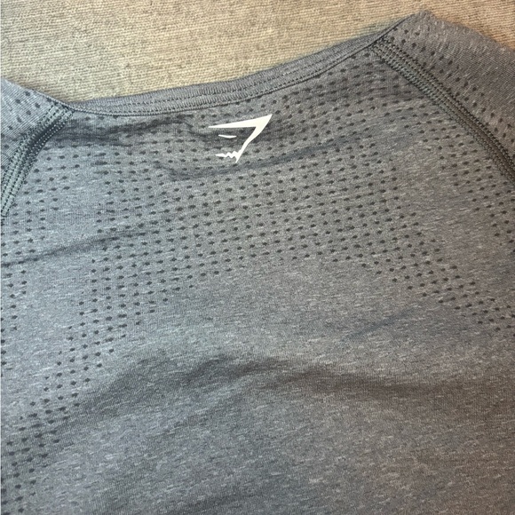 Gymshark long sleeve crop top size small gray - Picture 4 of 4